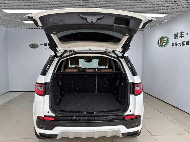 Land Rover Discovery Sport — Фото автомобиля 27
