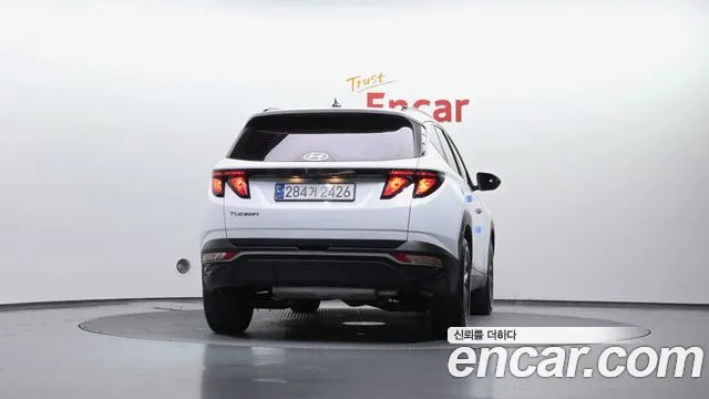 Hyundai Tucson Tucson (NX4) Бензин 1.6 турбо 2WD — Фото автомобиля 4
