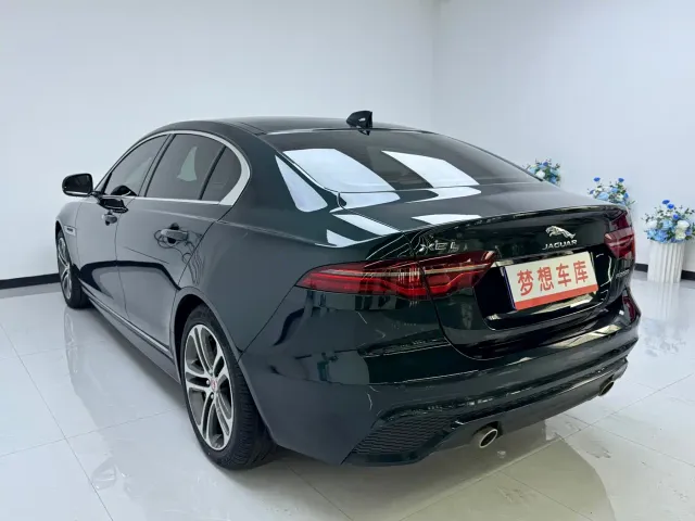 Jaguar XEL — Фото автомобиля 4