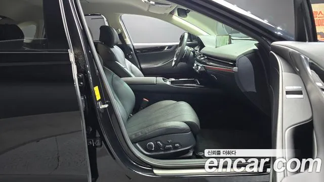 Genesis G80 Бензин 2.5 турбо AWD — Фото автомобиля 11