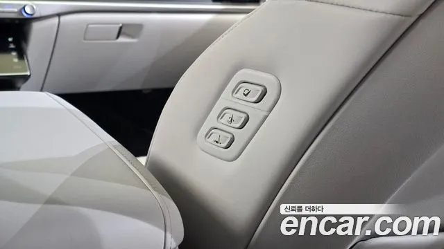 Hyundai Grandeur GN7 — Фото автомобиля 15