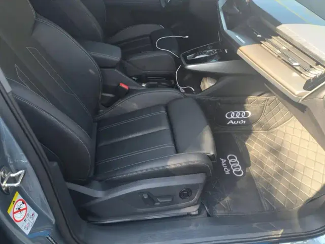 Audi Q4 e-tron — Фото автомобиля 8