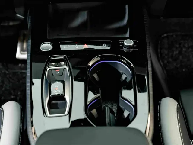 Audi A5L — Фото автомобиля 14
