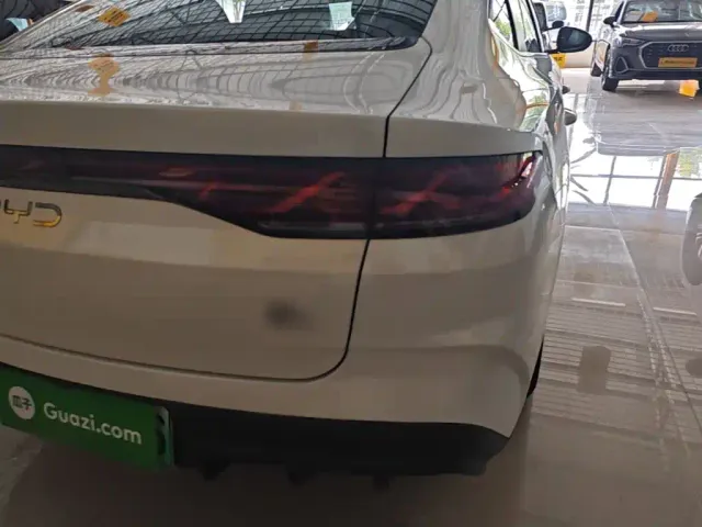 BYD Qin L — Фото автомобиля 7