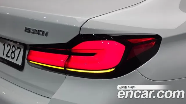 BMW 5 Series G30 — Фото автомобиля 8