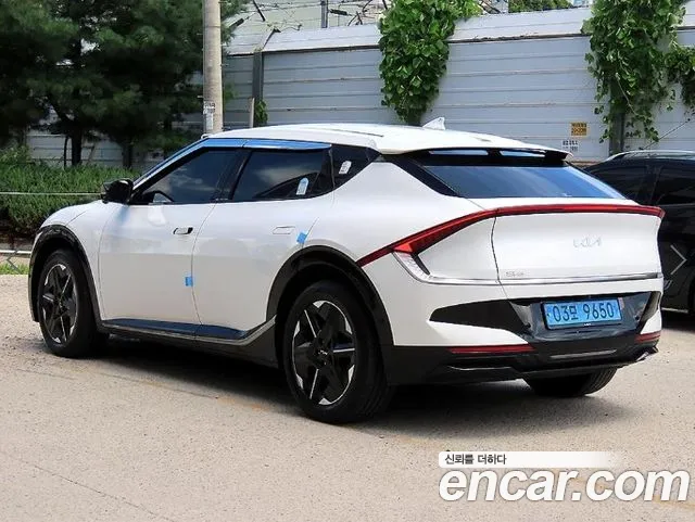 Kia EV6 New — Фото автомобиля 3