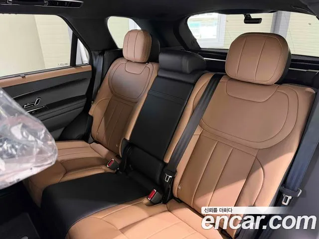 Land Rover Range Rover Sport Generation 3 — Фото автомобиля 14