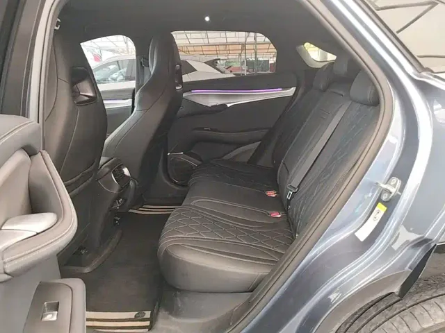 BYD Sealion 07 EV — Фото автомобиля 16