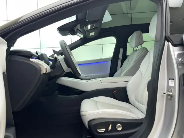 XPeng XPeng P7+ 2024 Long Range Max — Фото автомобиля 16