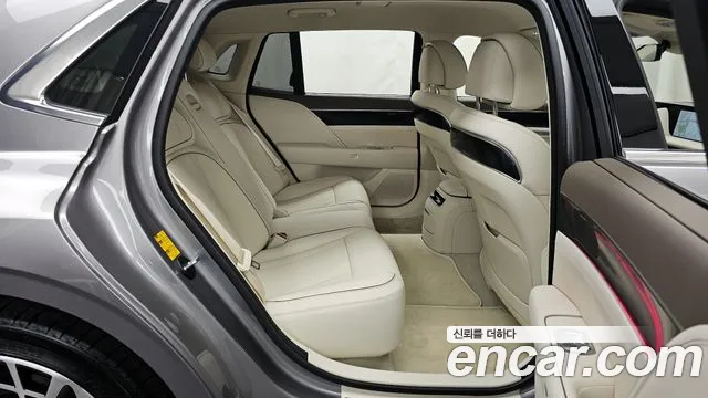 Genesis G90 Бензин 3.5 Turbo 2WD — Фото автомобиля 12