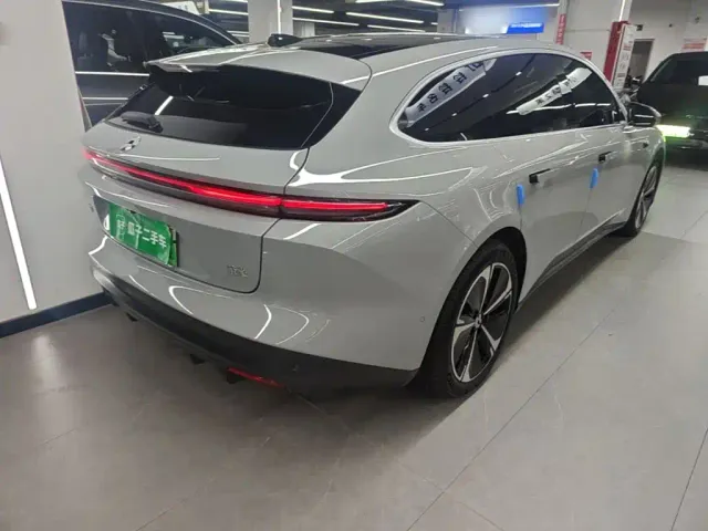 Nio ET5 Touring — Фото автомобиля 6