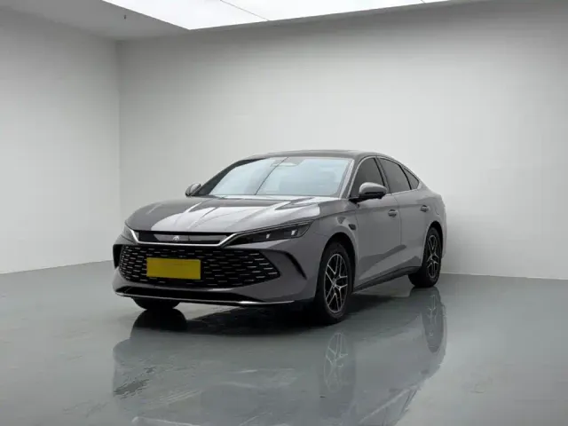 Фотография автомобиля — BYD Qin L