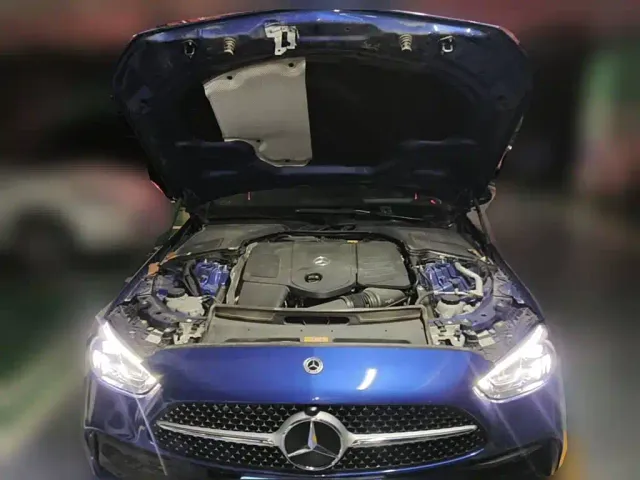 Mercedes-Benz C-Class — Фото автомобиля 3