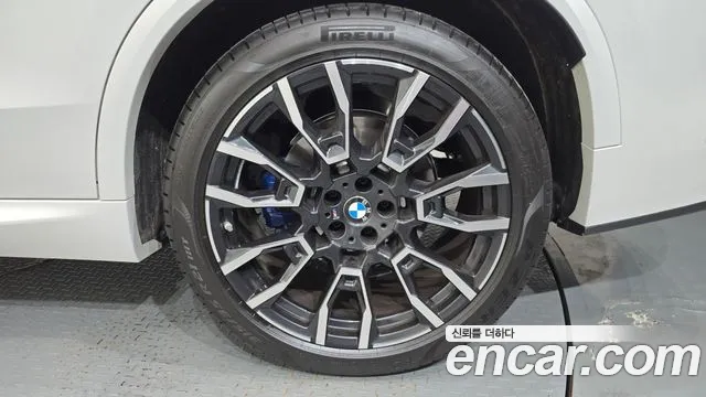 BMW X5 xDrive 40i M Sport — Фото автомобиля 5
