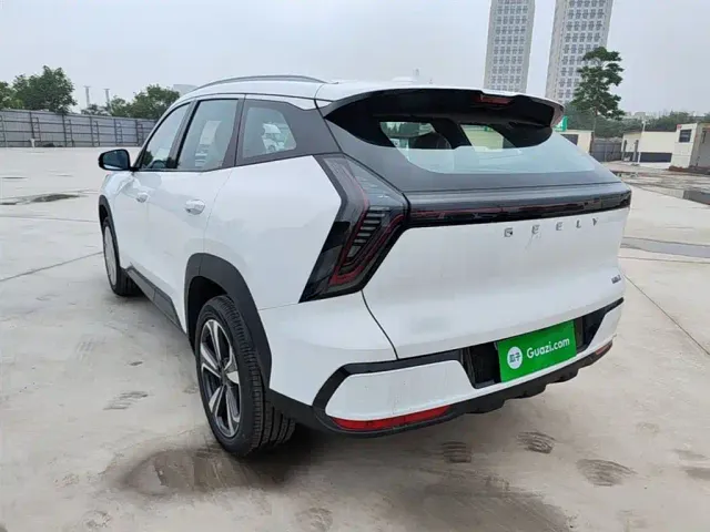 Geely Boyue L — Фото автомобиля 4
