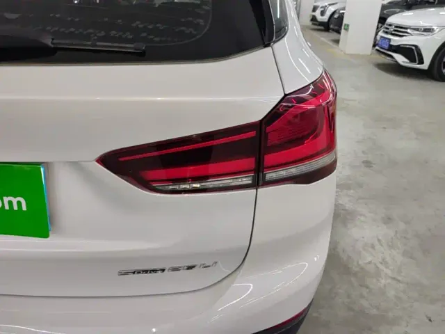 BMW X1 — Фото автомобиля 7