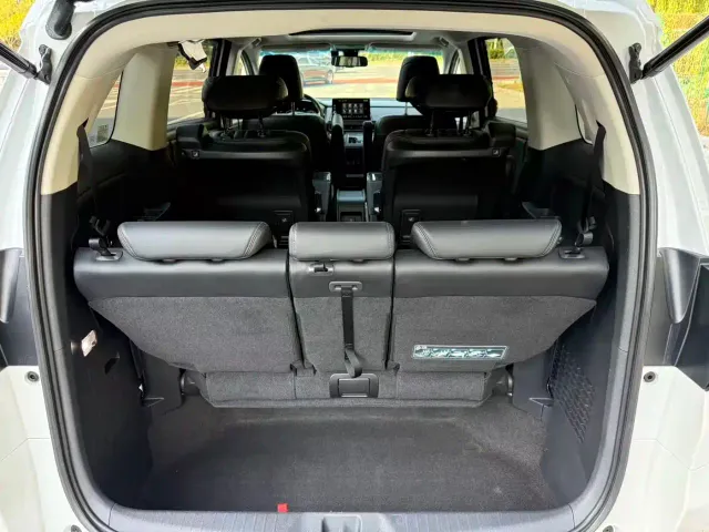 Honda Odyssey — Фото автомобиля 16