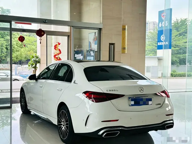 Mercedes-Benz C-Class — Фото автомобиля 7