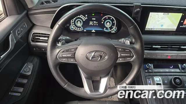 Hyundai Palisade Palisade Дизель 2.2 2WD — Фото автомобиля 13