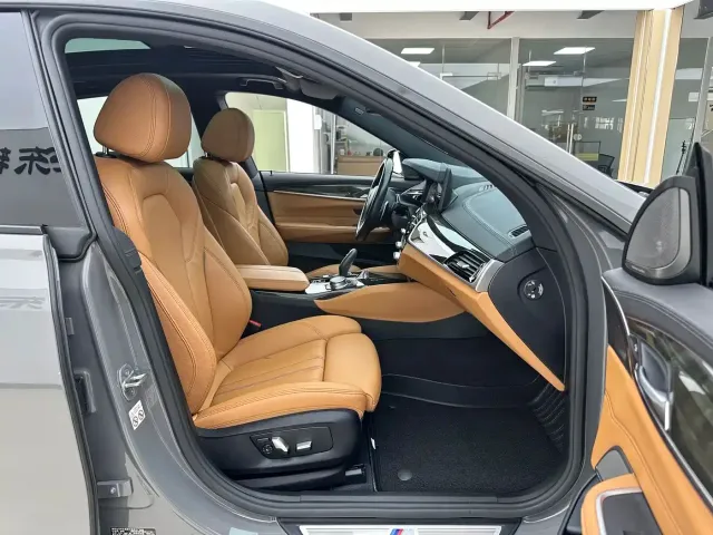 BMW 6 Series Gran Turismo — Фото автомобиля 8