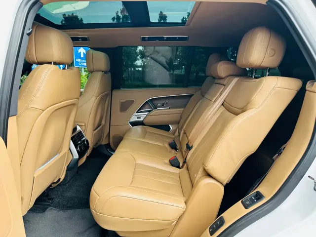Land Rover Range Rover — Фото автомобиля 9