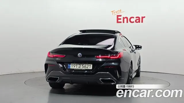 BMW 8 Series G15 — Фото автомобиля 4