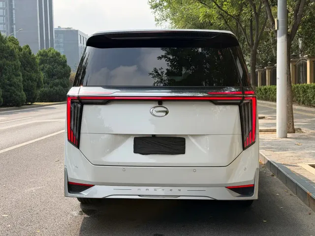 GAC Trumpchi M8 — Фото автомобиля 4