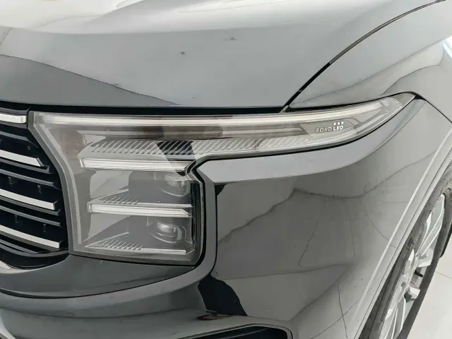 Ford Edge — Фото автомобиля 11