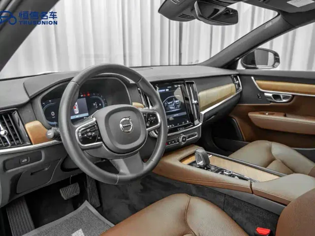Volvo S90 — Фото автомобиля 12
