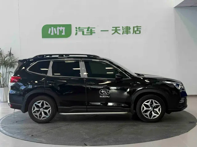 Subaru Forester — Фото автомобиля 4