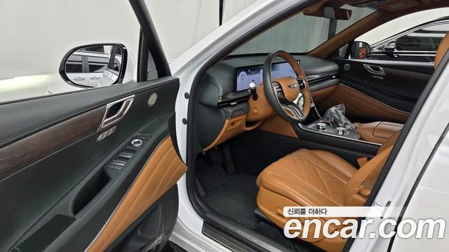 Genesis GV80 — Фото автомобиля 15