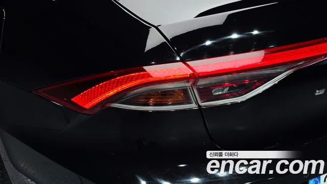Hyundai Grandeur (New) Hybrid — Фото автомобиля 8