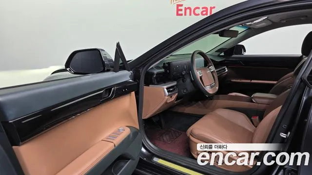 Hyundai Grandeur GN7 — Фото автомобиля 15