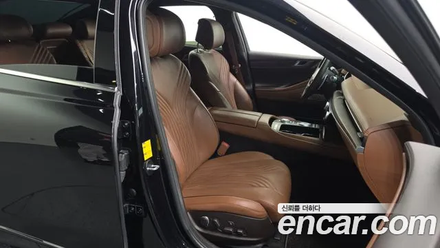 Genesis G80 RG3 — Фото автомобиля 12
