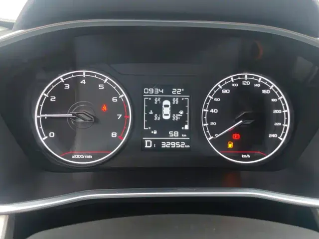 Geely Binyue — Фото автомобиля 13