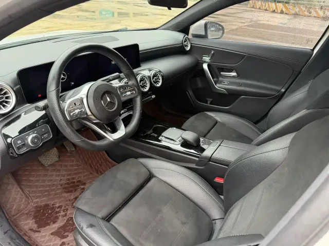 Mercedes-Benz A-Class — Фото автомобиля 4