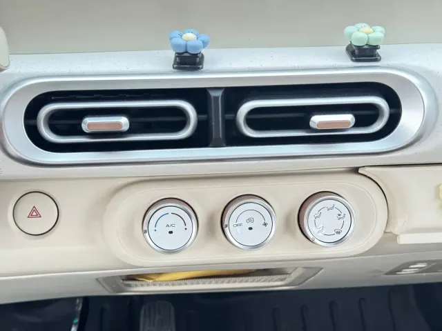 Wuling Hongguang Mini EV — Фото автомобиля 9