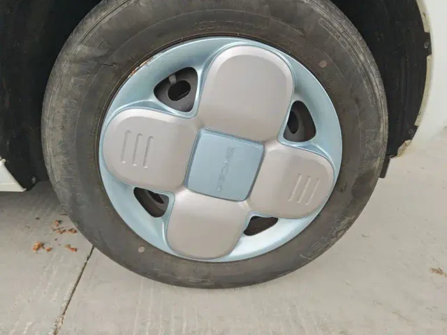 Geely Panda — Фото автомобиля 8