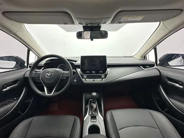 Toyota Corolla — Фото автомобиля 6