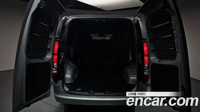 Hyundai Staria Staria Карго 3 места — Фото автомобиля 19