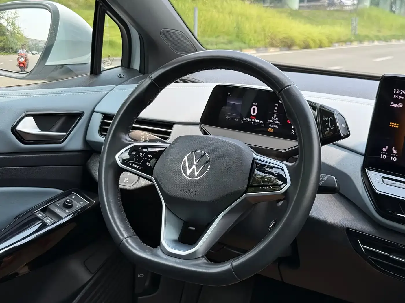 Volkswagen Volkswagen ID.4 X 2023 Pure Smart Edition — Фото автомобиля 15
