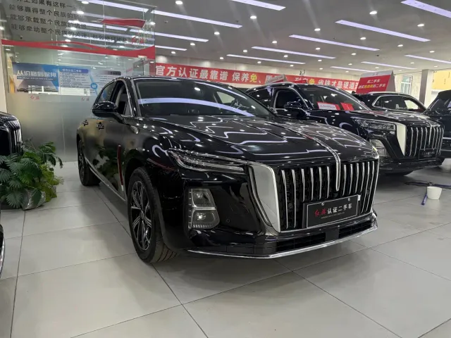 Hongqi H5 PHEV — Фото автомобиля 3