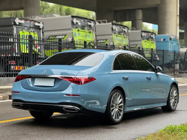 Mercedes-Benz S-Class — Фото автомобиля 15