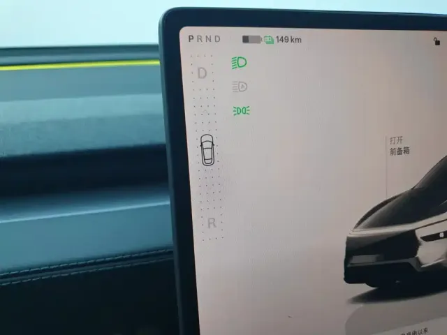 Tesla Model Y — Фото автомобиля 22