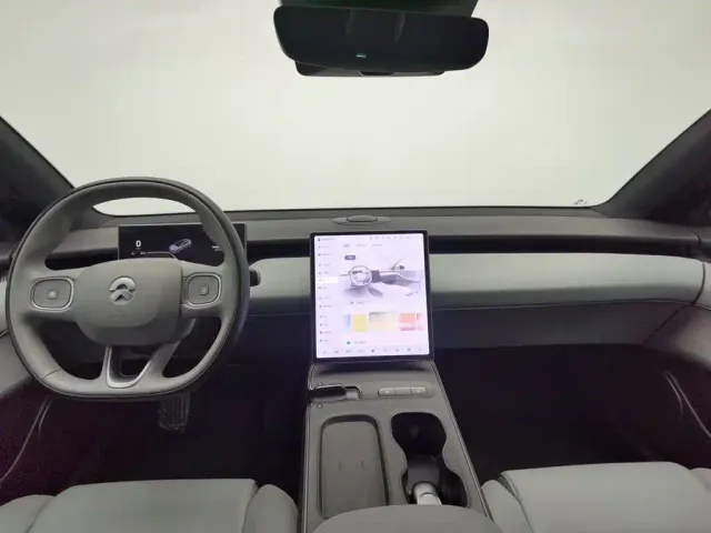 Nio ET5 Touring — Фото автомобиля 5