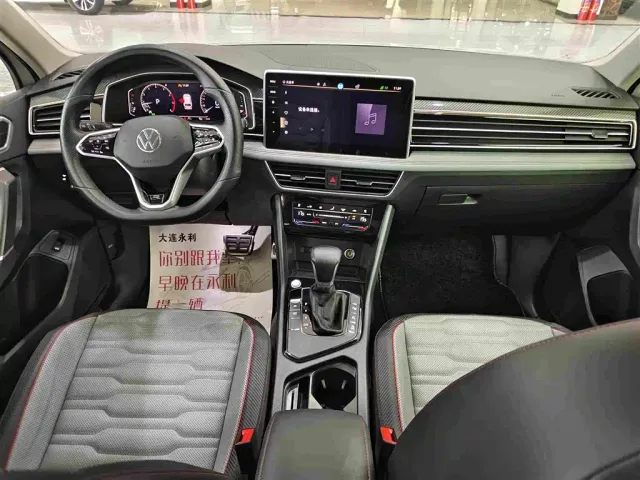 Volkswagen Tiguan L — Фото автомобиля 6