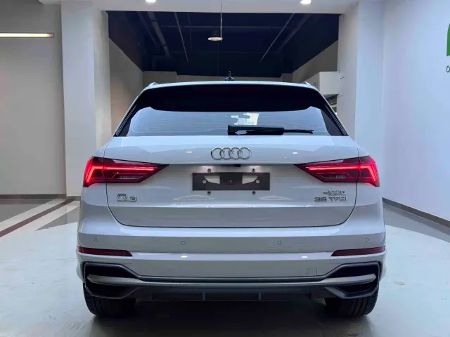 Audi Q3 — Фото автомобиля 5