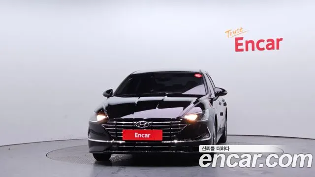 Hyundai Sonata — Фото автомобиля 3