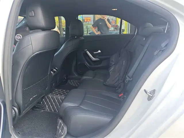 Mercedes-Benz A-Class — Фото автомобиля 5