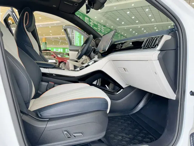 BYD Song PLUS — Фото автомобиля 17